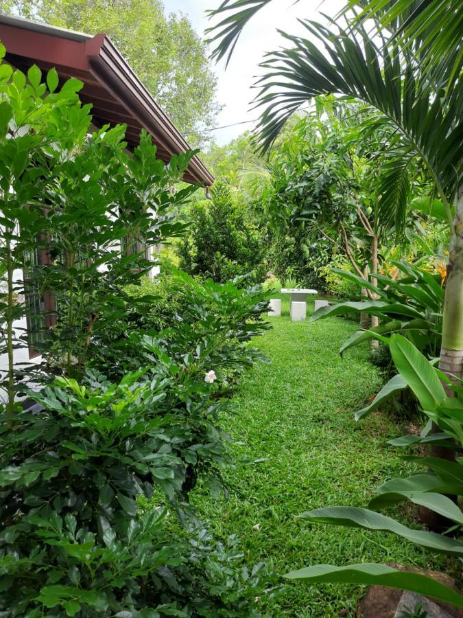 Tamarind Blue Hotel Tangalle Bagian luar foto