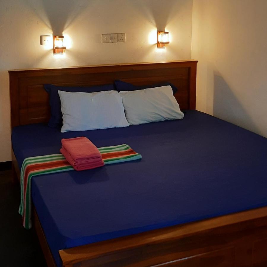 Tamarind Blue Hotel Tangalle Bagian luar foto