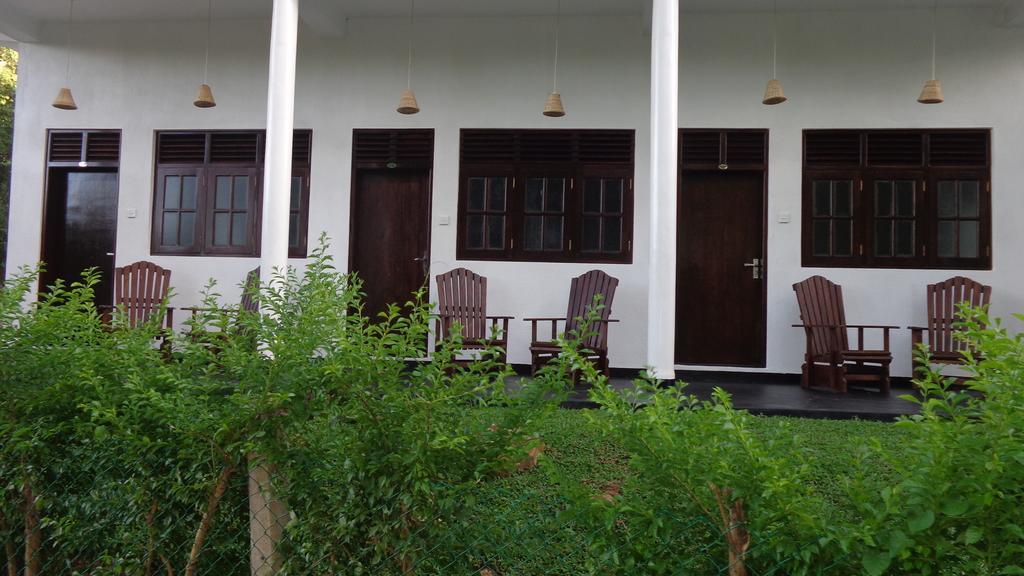 Tamarind Blue Hotel Tangalle Bagian luar foto