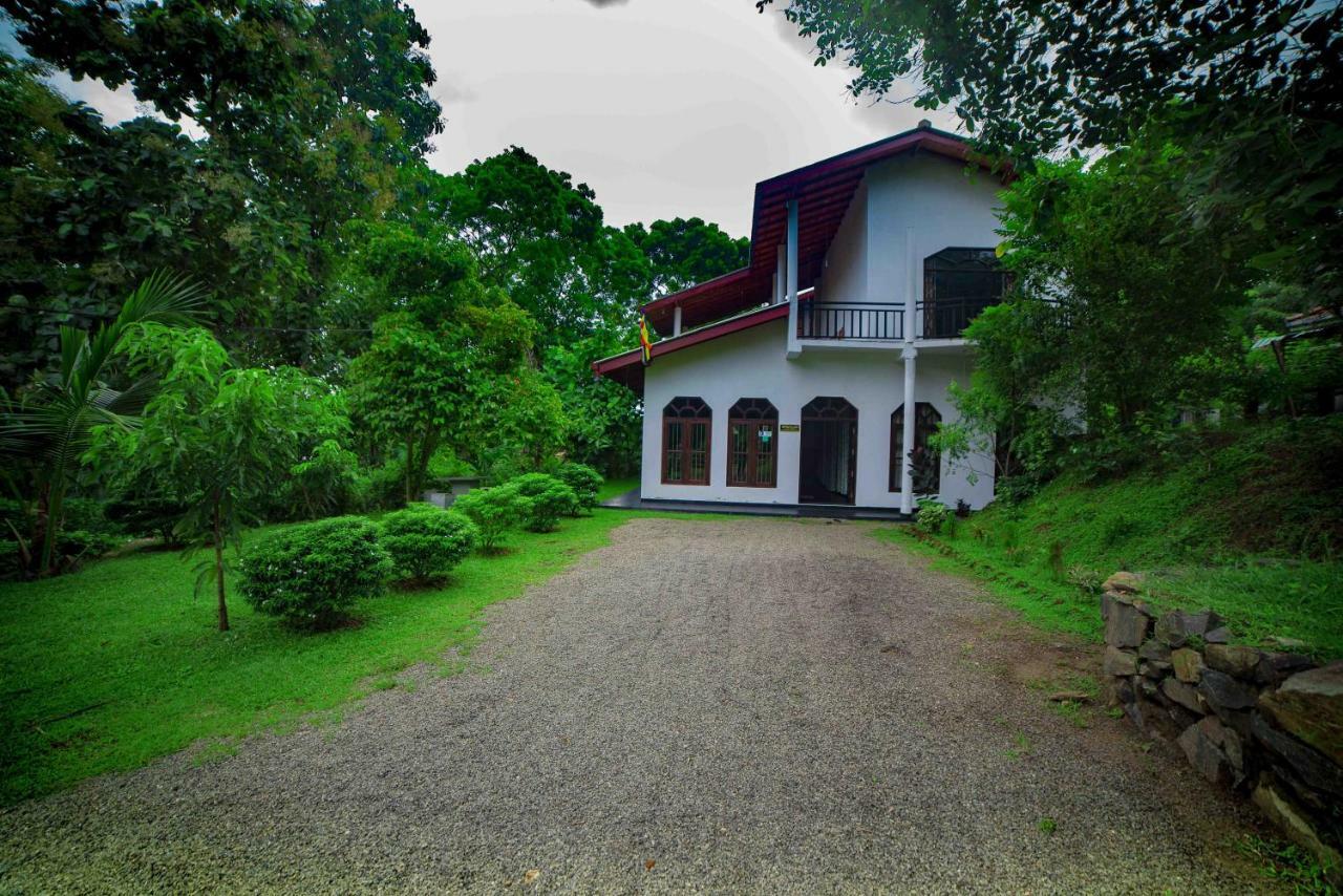 Tamarind Blue Hotel Tangalle Bagian luar foto